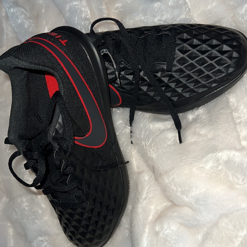 Nike Tiempo Indoor Turf Soccer shoes. Unisex. Size 5Y. New, no box!